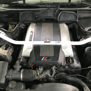 Ultra Racing prednja gornja šipka amortizera za BMW 7 E38