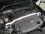 Ultra Racing front strut brace for Lexus IS II (XE20)
