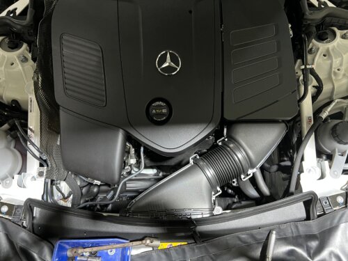 Ultra Racing prednja gornja opornica amortizera za Mercedes-Benz C-Class W206