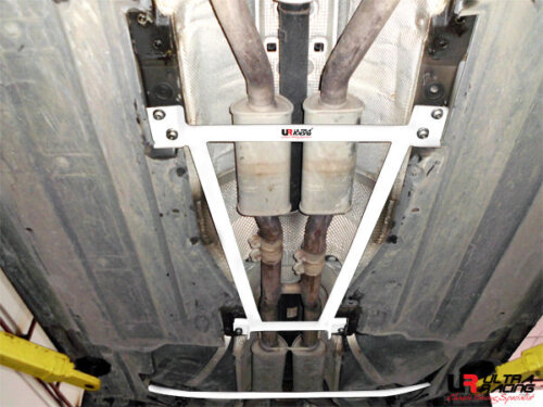 Ultra Racing centre lower chassis brace for Audi A6 C7 (4G) 2.5 FSI