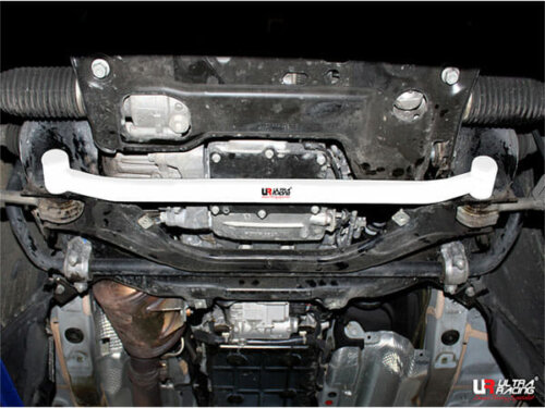 Ultra Racing front lower chassis brace for Mercedes-Benz E-Class W212