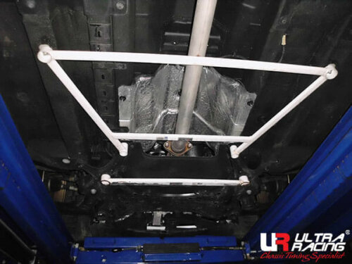 Ultra Racing mid lower chassis brace for Kia Sportage QL 1.7D/2.0D 2WD