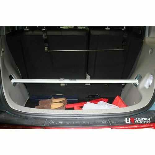 Ultra Racing stražnja strut brace za Nissan Cube Z12