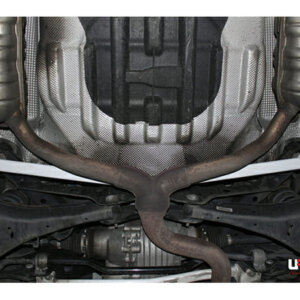 Ultra Racing stražnje donje ojačanje šasije za Volkswagen Passat CC I R36 3.6 4WD