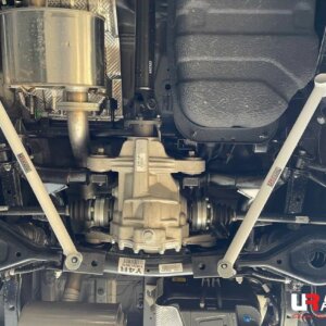 Ultra Racing stražnje donje ojačanje šasije za Ssangyong Rexton G4 Y400/Y450