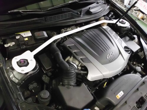 Ultra Racing front upper strut brace for Hyundai Genesis Coupe BK