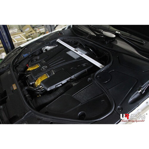 Ultra Racing front strut brace for Mercedes-Benz S-Class W222
