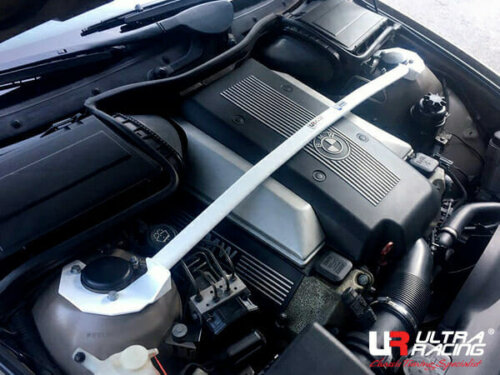 Ultra Racing front strut brace for BMW 5 E39