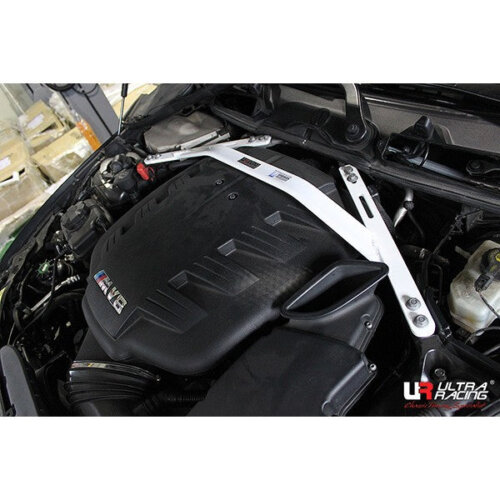 Ultra Racing front upper strut brace for BMW M3 E90/E92