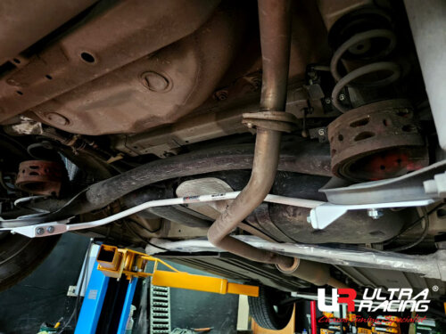 Ultra Racing rear anti-roll bar for Suzuki Vitara LY