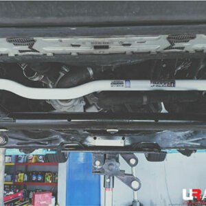 Ultra Racing prednji stabilizator za BMW 3 F30 2.0T 2WD
