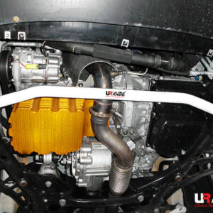 Ultra Racing front lower chassis brace for Mini Countryman R60