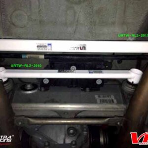 Ultra Racing rear lower chassis brace for BMW 7 F01/F02