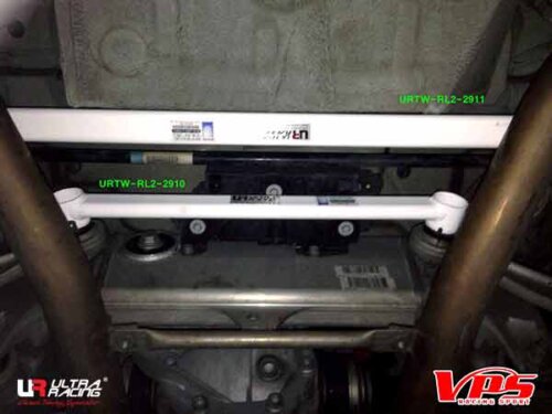 Ultra Racing rear lower chassis brace for BMW 7 F01/F02