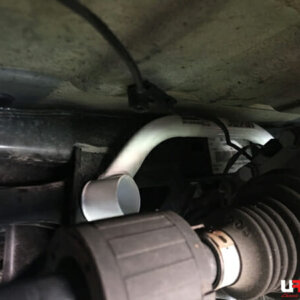 Ultra Racing rear lower chassis brace for Mini Countryman I R60