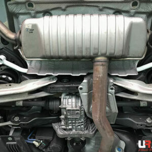 Ultra Racing rear lower chassis brace for MFA platform (Mercedes-Benz A-Class/CLA/GLA, Infiniti Q30)