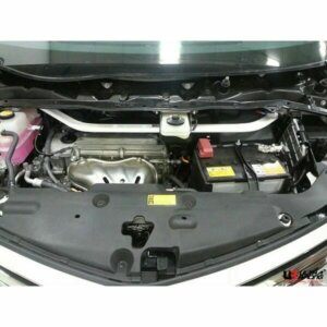 Ultra Racing prednja gornja ukruta amortizera za Toyota Previa III (XR50) 2.4/3.5 2WD