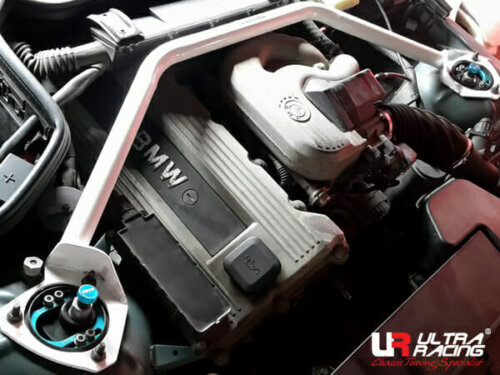 Ultra Racing front upper strut brace for BMW Z3 E37
