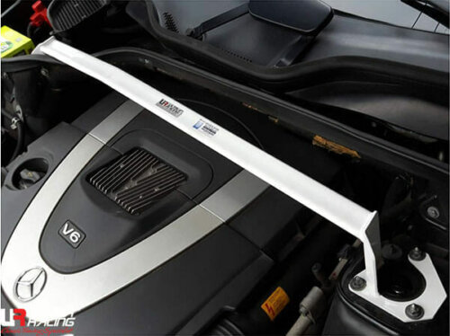 Ultra Racing front upper strut brace for Mercedes-Benz M-Class II W164