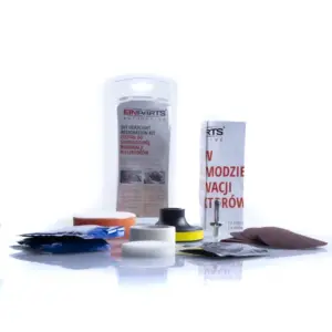 Einparts headlight restoration kit with sanding discs, polishing paste and protective liquid